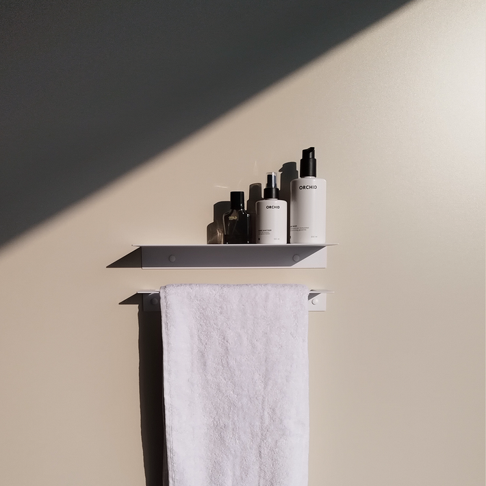 STOCKISTS LOCI BATHROOM ACCESSORIES, FURNITURE & MIRRORS